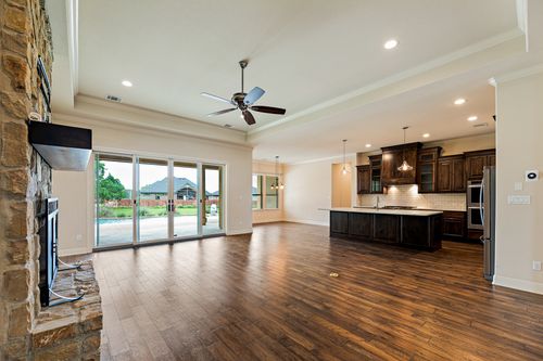 135 Gabriel Vis E, Georgetown, TX, 78633-1864 | Card Image