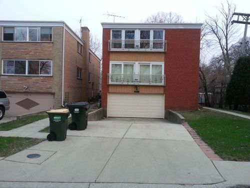 2-3821 W Morse Ave, Lincolnwood, IL, 60712-2535 | Card Image