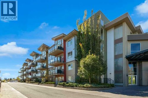 420-4303 1 St Ne, Calgary, AB, T2E7M3 | Card Image