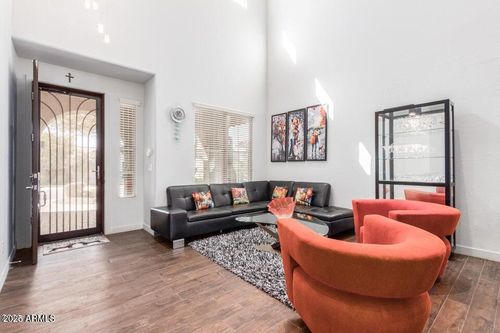 2012 W Chimney Rock Rd, Phoenix, AZ, 85085-2792 | Card Image