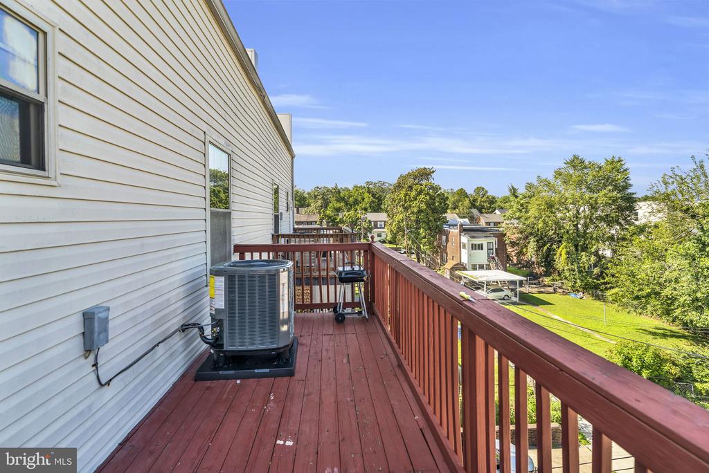 Residential in WASHINGTON 3