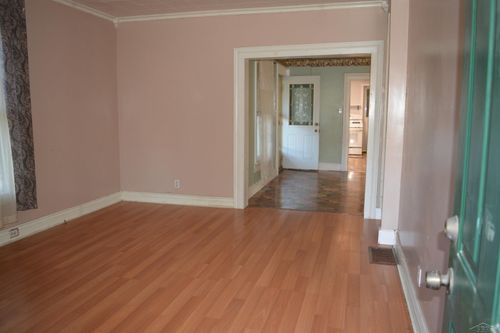 714 Nebobish Ave, Bay City, MI, 48708-5527 | Card Image