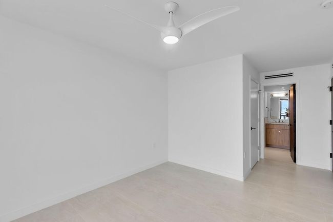 Guest Bedroom #2 | Image 38
