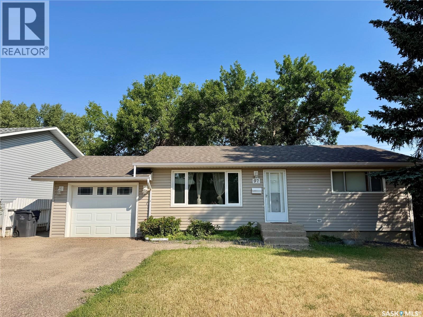 Residential in Swift Current