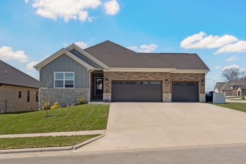 5480 E Cavalcade Ln, Springfield, MO, 65802-6066 | Card Image