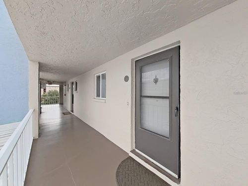 apt-213-215 Valencia Blvd, LARGO, FL, 33770-2743 | Card Image