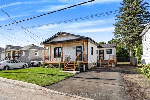 537 Higginson St, Hawkesbury, ON, K6A1G9 | Card Image
