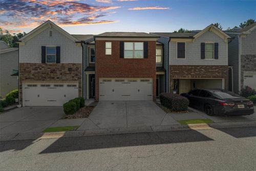 222 Bobbie Way, Woodstock, GA, 30189-7218 | Card Image