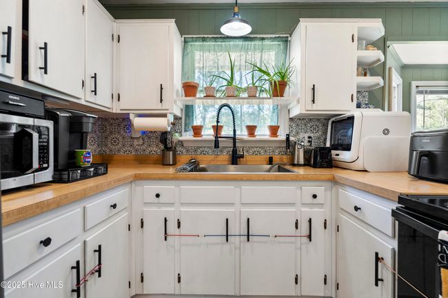 796 Old Folkstone Rd, House other with 3 bedrooms, 2 bathrooms and null parking in Sneads Ferry NC | Image 17