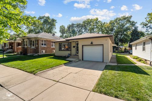519 Cowles Ave, Joliet, IL, 60435-6043 | Card Image