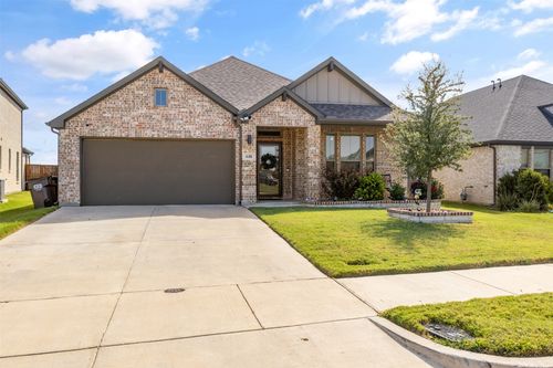 618 Congressional Ave, Red Oak, TX, 75154-2749 | Card Image