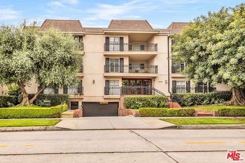 103-15248 Dickens St, Sherman Oaks, CA, 91403-3302 | Card Image