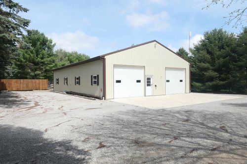 6264 Wildwood Dr, Elwell, MI, 48832-9504 | Card Image