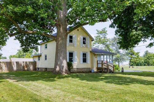 214 N Newton St, Goodland, IN, 47948-8121 | Card Image