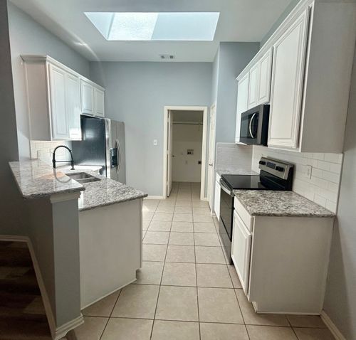 1610 Poinsettia Blvd, Denton, TX, 76208-7555 | Card Image