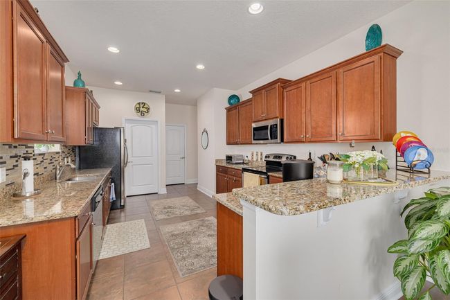 20215 Natures Spirit Dr, House other with 4 bedrooms, 3 bathrooms and null parking in TAMPA FL | Image 13