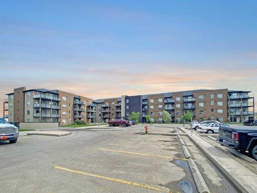 411-9124 96 Avenue, Grande Prairie, AB, T8X0A1 | Card Image