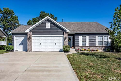 113 Winter Wheat Trail, Pacific, MO, 63069 | Card Image