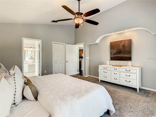309 Ruby Lake Loop, House other with 3 bedrooms, 2 bathrooms and null parking in Winter Haven FL | Image 51