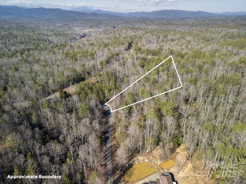3-0 Sisue St, Morganton, NC, 28655 | Card Image
