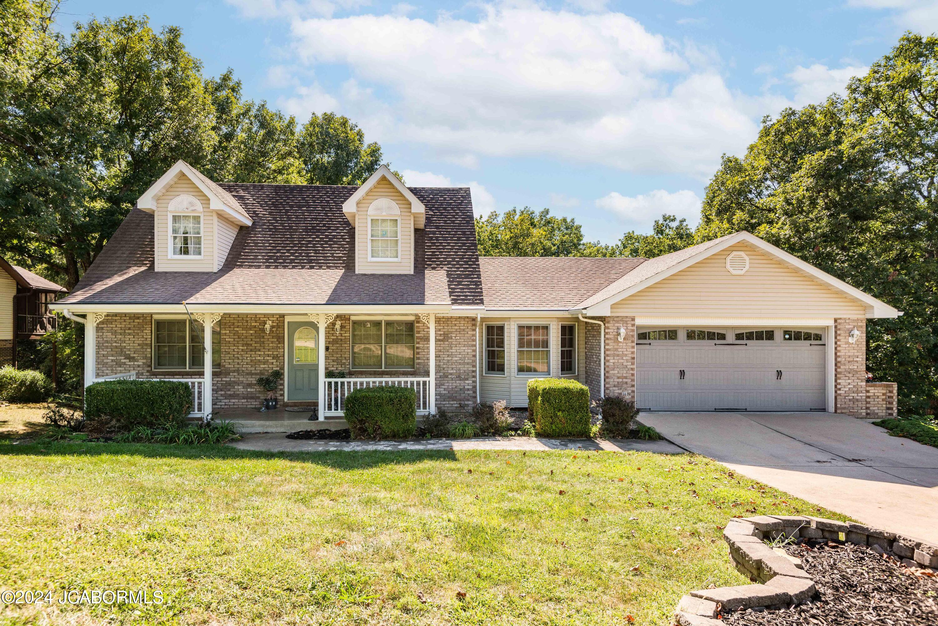 Pilgrim Ct, Jefferson City, MO 65109