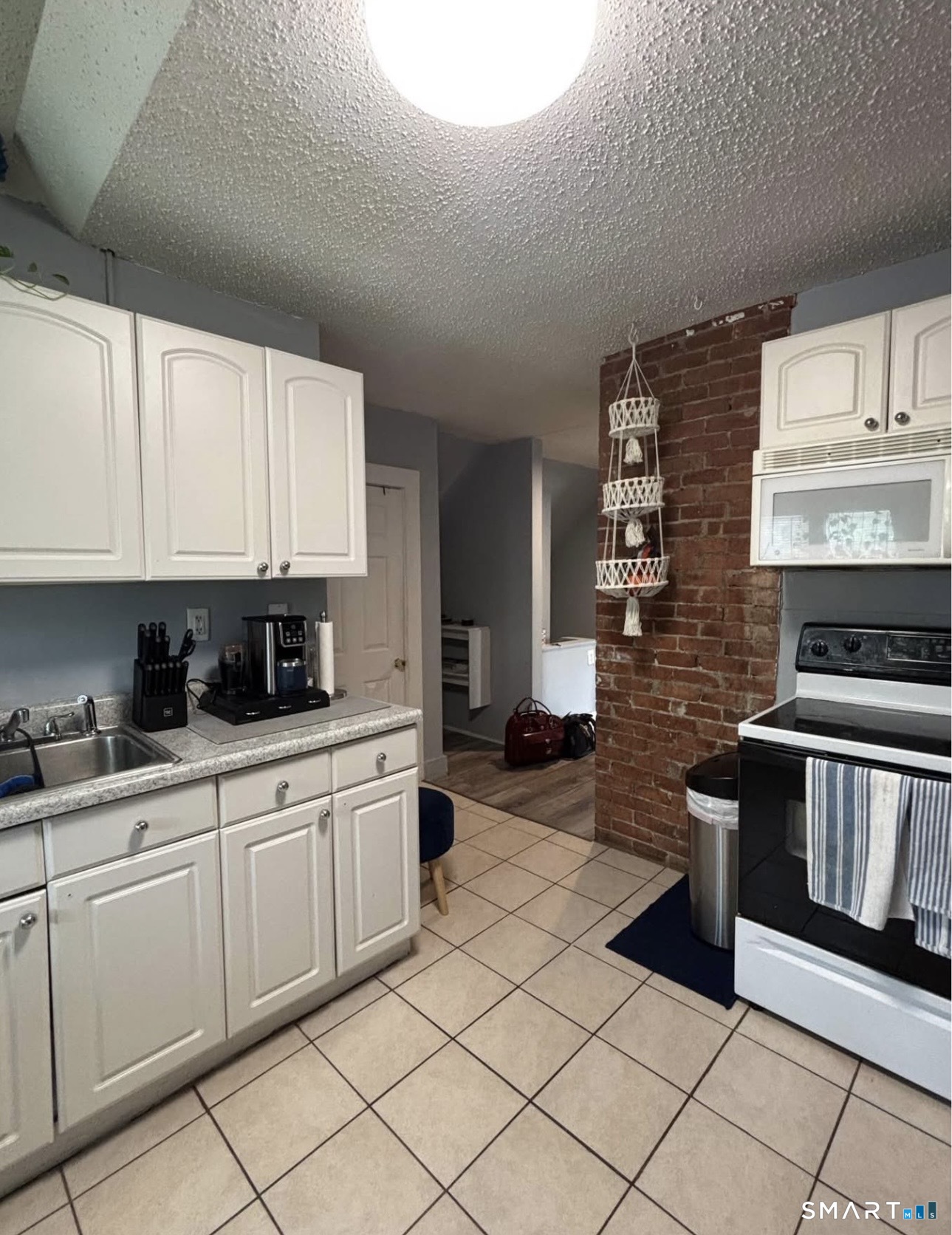 Residential Lease in Hartford