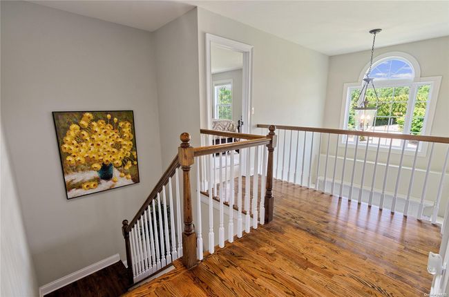 Balcony | Image 14