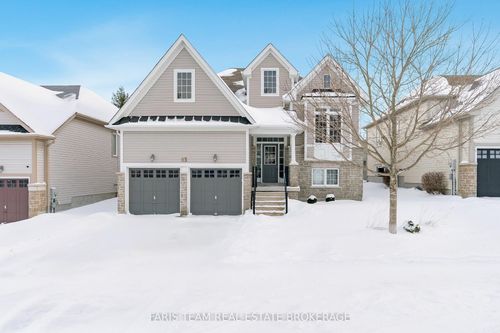 83 White Sands Way, Wasaga Beach, ON, L9Z0E1 | Card Image