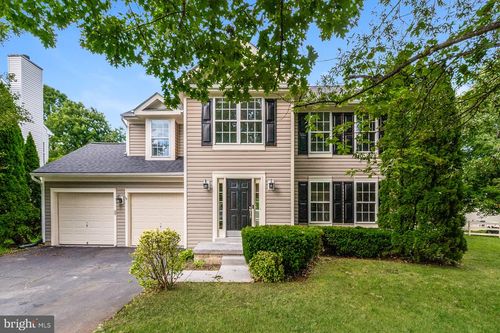 17292 Magic Mountain Dr, ROUND HILL, VA, 20141-2486 | Card Image