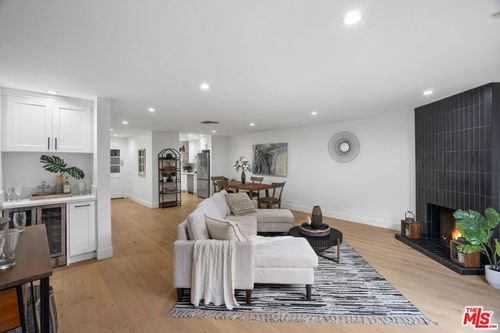 apt-3-1807 10th St, Santa Monica, CA, 90404-4538 | Card Image