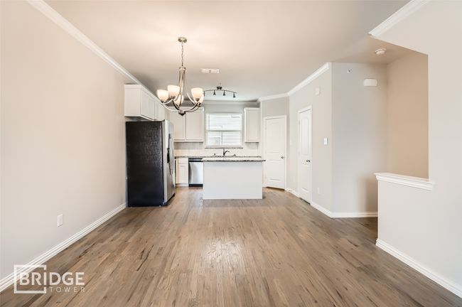 UNIT-11 - 301 E Lamar St, Townhouse with 2 bedrooms, 2 bathrooms and null parking in Mckinney TX | Image 8