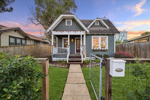 1305 Enid St, Houston, TX, 77009-3108 | Card Image