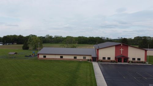 1621 S 350 E, Bluffton, IN, 46714-9411 | Card Image