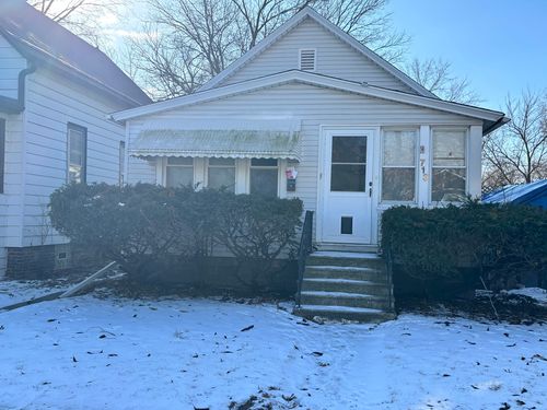 713 144th St, Dolton, IL, 60419-1221 | Card Image