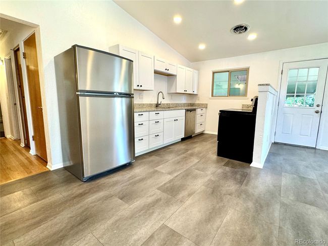 6040 W Elmhurst Dr, House other with 3 bedrooms, 2 bathrooms and null parking in Littleton CO | Image 6