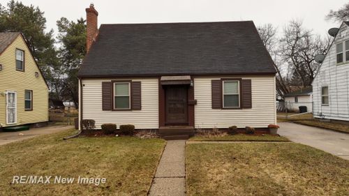 2430 Whittier St, Saginaw, MI, 48601-2449 | Card Image