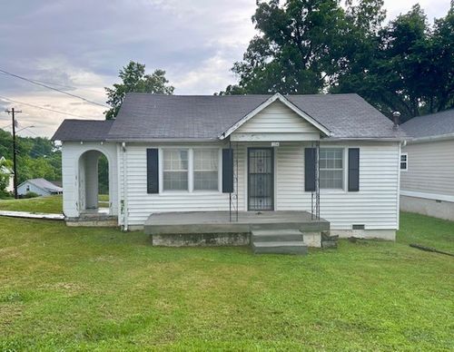 1316 School St, Columbia, TN, 38401-3653 | Card Image