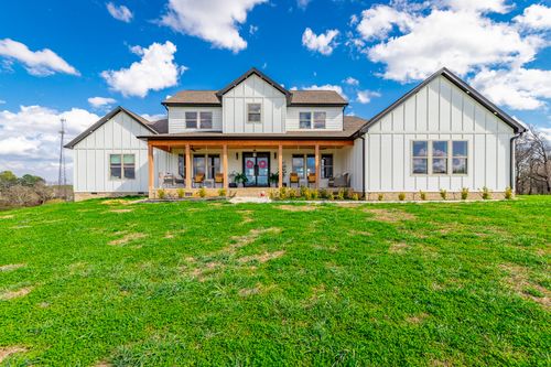 686 Bell Rd, La Fayette, GA, 30728-6711 | Card Image