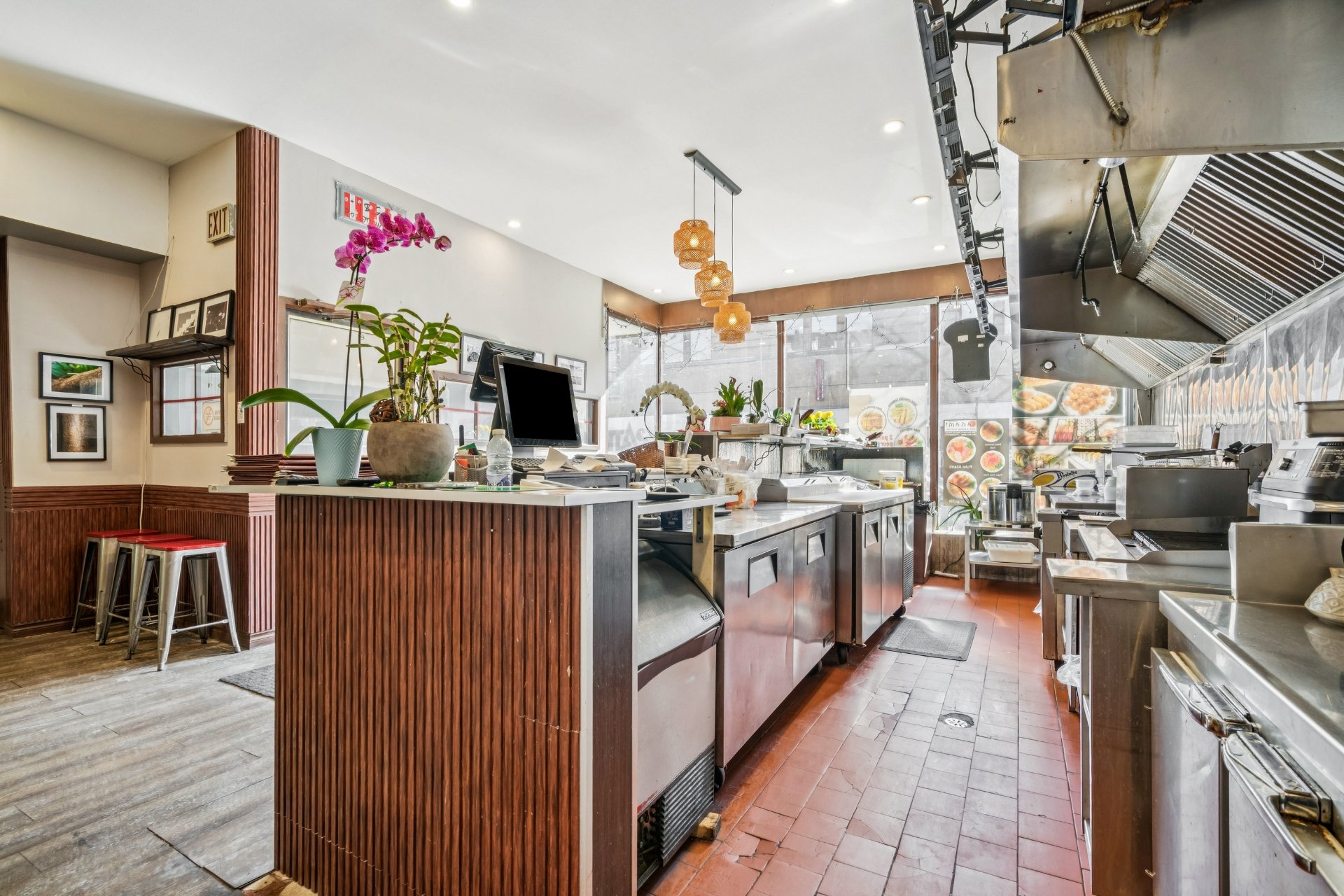 Commercial Sale in Montréal (Le Plateau-Mont-Royal) 2