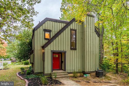 1540 Scandia Cir, RESTON, VA, 20190-4967 | Card Image