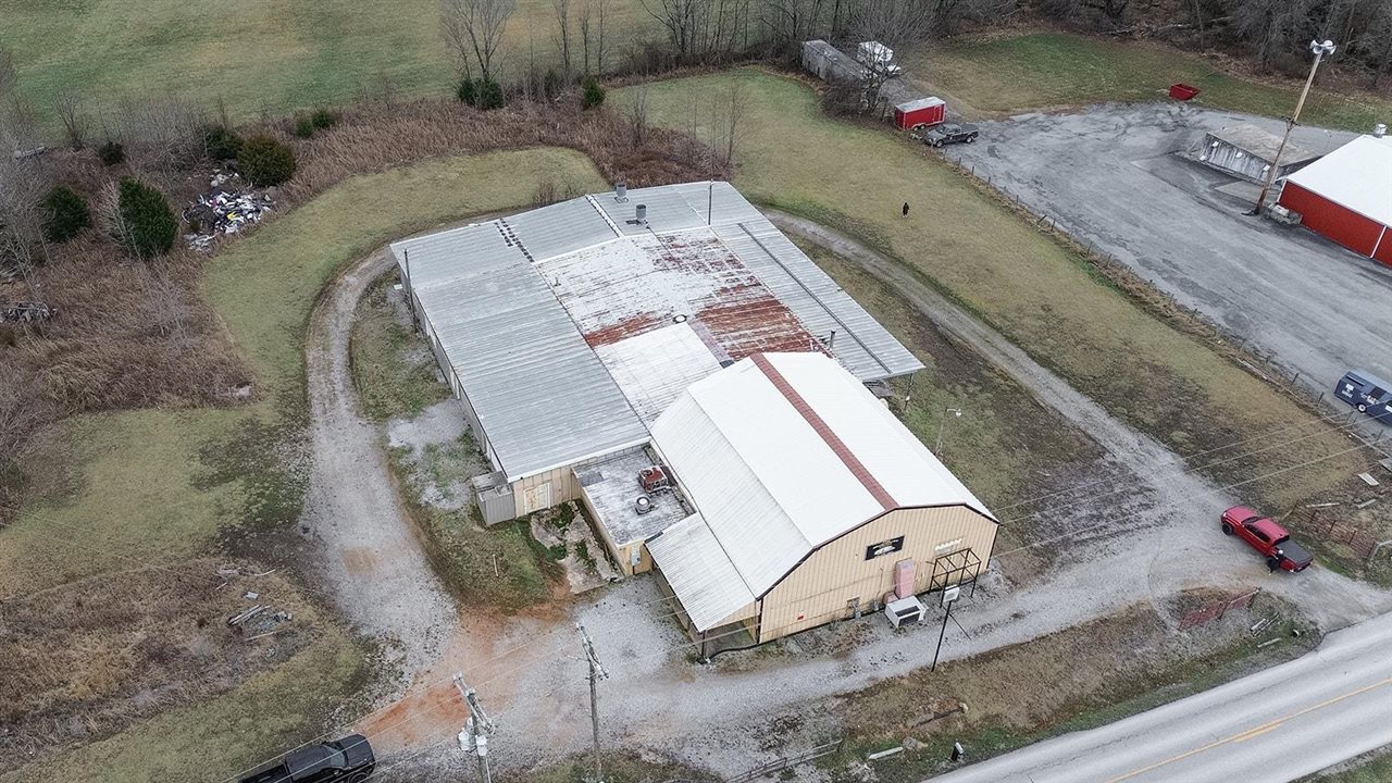 546 Center Peggyville Rd, Center, KY 42214