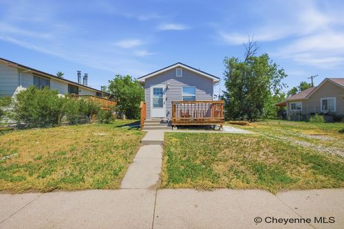 2006 E 16th St, Cheyenne, WY, 82001-5146 | Card Image