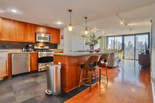 apt-10l-700 Grove St, Jersey City, NJ, 07310-1274 | Card Image