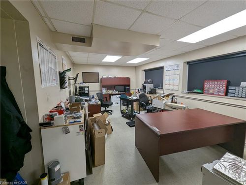 204 Dunkirk Rd, Saint Catharines, ON, L2R7K6 | Card Image