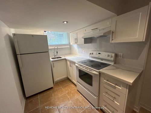 bm-b-83 Cornwallis Dr, Scarborough, ON, M1P1H6 | Card Image