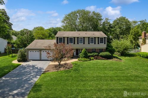 77 Parker Rd, Plainsboro, NJ, 08536-1417 | Card Image