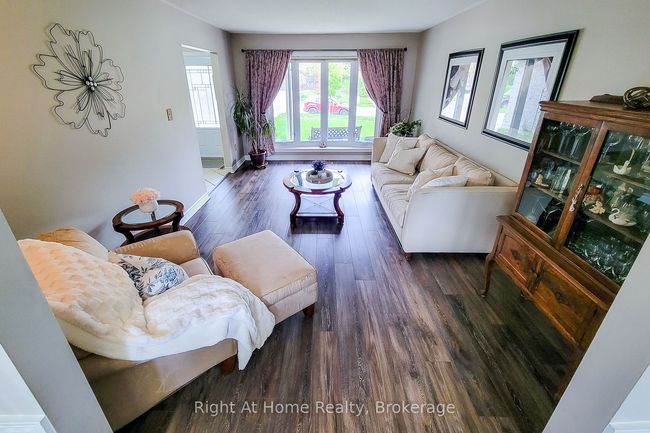 133 Lavender Dr, House other with 5 bedrooms, 3 bathrooms and 2 parking in Ancaster ON | Image 18