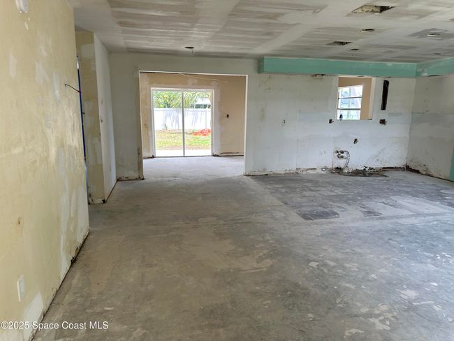 1018 Albin St, House other with 3 bedrooms, 2 bathrooms and null parking in Cocoa FL | Image 6