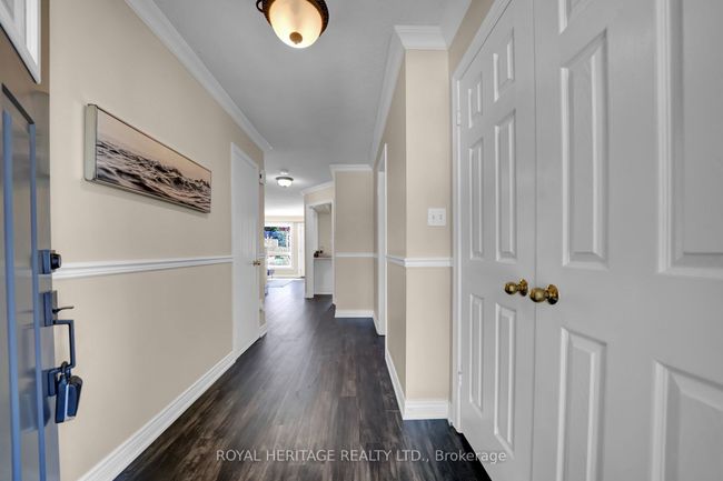 130 Brownstone Cres, House attached with 3 bedrooms, 3 bathrooms and 2 parking in Courtice ON | Image 5