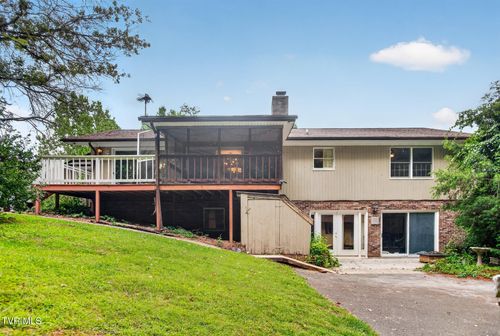 823 Birdie Dr, Abingdon, VA, 24211-3600 | Card Image